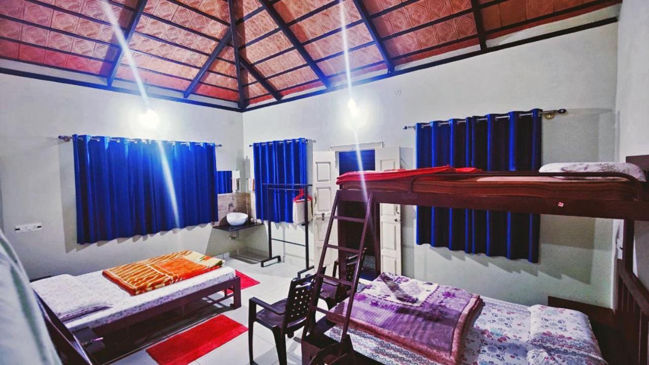 Staymaker Kasargali Homestay Sakleshpur Luaran gambar