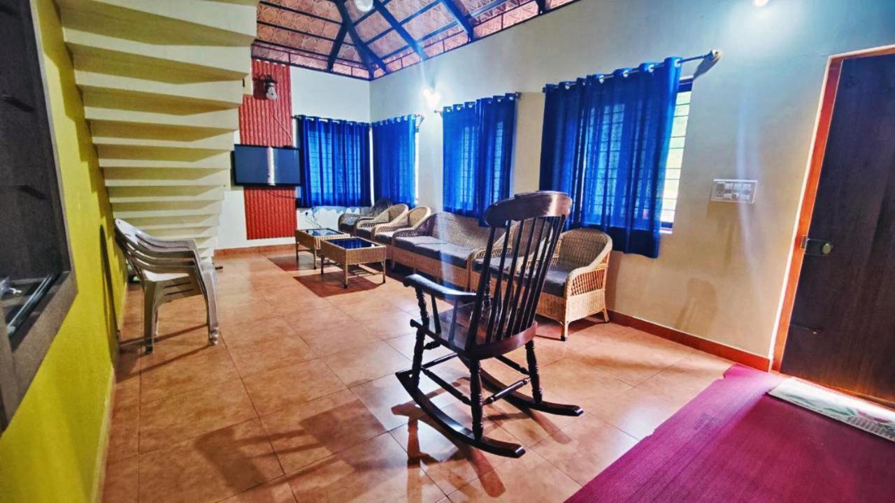Staymaker Kasargali Homestay Sakleshpur Luaran gambar