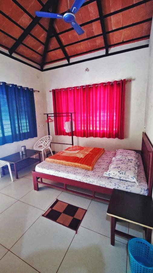 Staymaker Kasargali Homestay Sakleshpur Luaran gambar