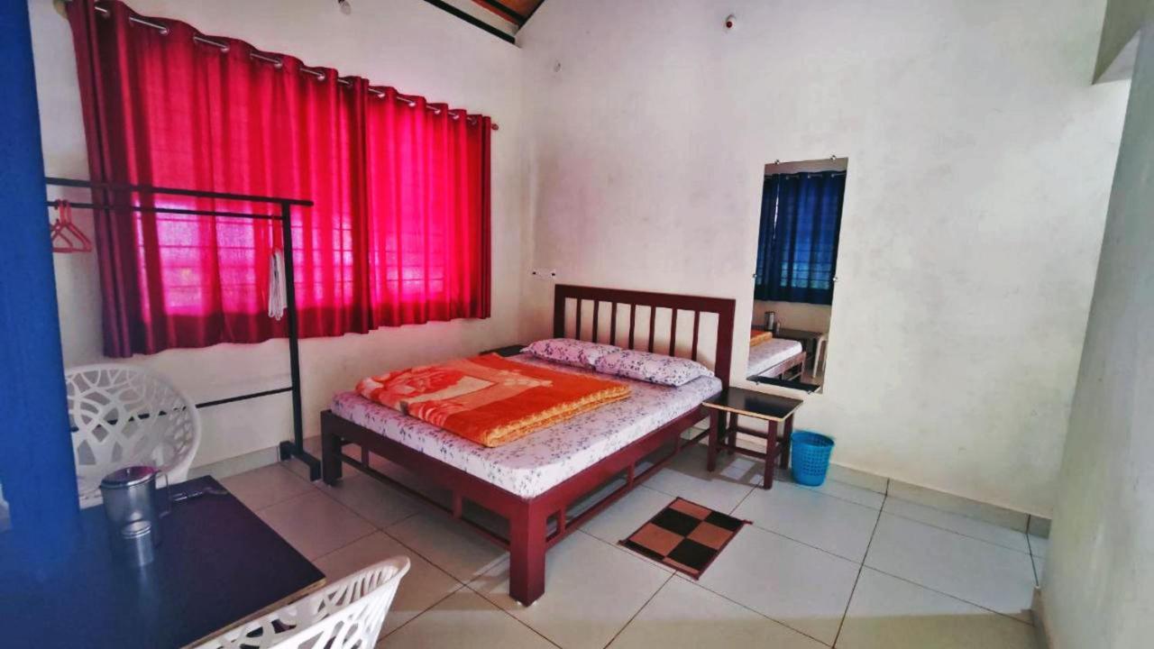 Staymaker Kasargali Homestay Sakleshpur Luaran gambar